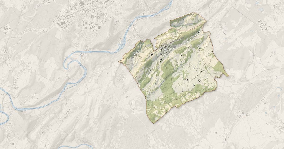 Portrait cartographique de Fontain : relief, eau, forêts, bâti et voies, calculés à partir des données de l'IGN