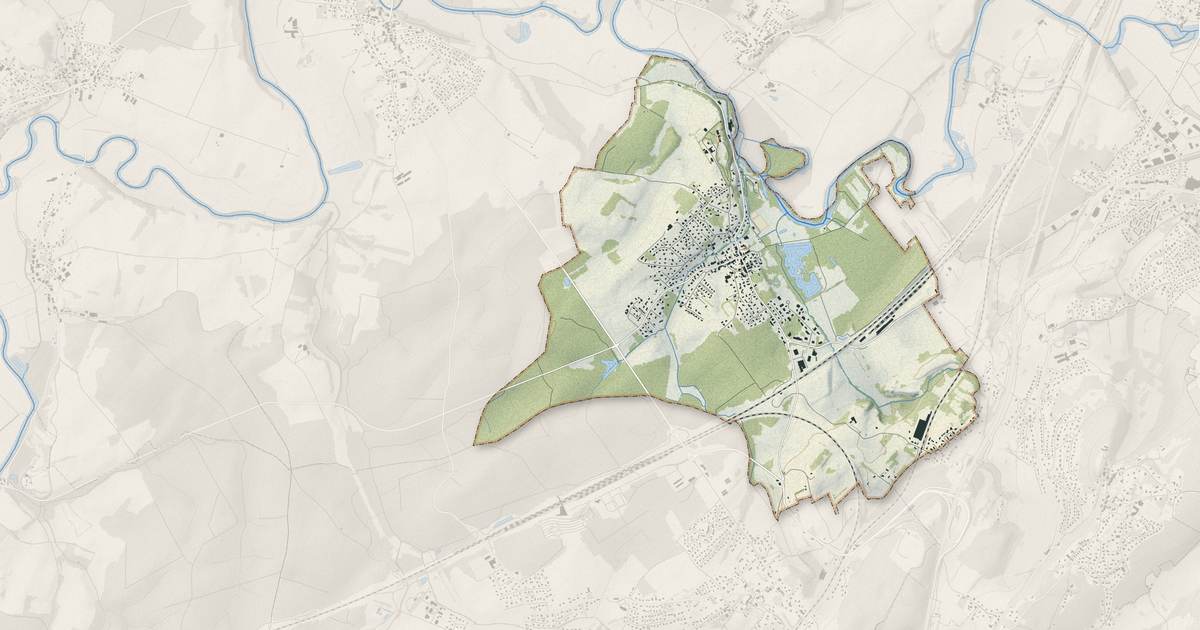 Portrait cartographique de Geneuille : relief, eau, forêts, bâti et voies, calculés à partir des données de l'IGN