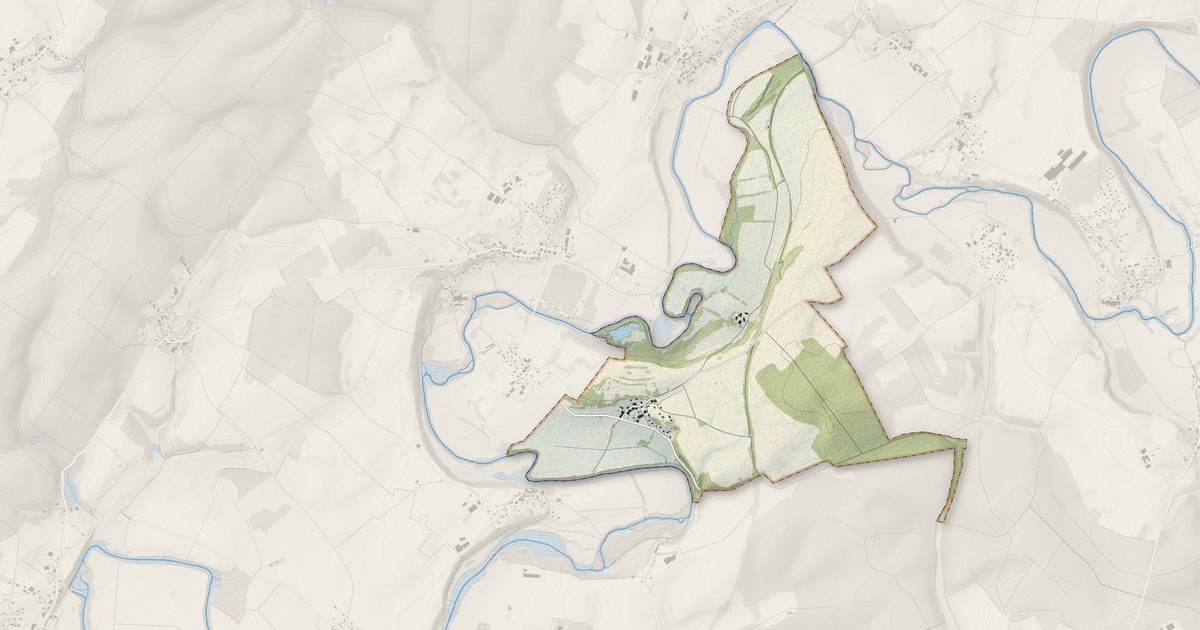 Portrait cartographique de Germondans : relief, eau, forêts, bâti et voies, calculés à partir des données de l'IGN