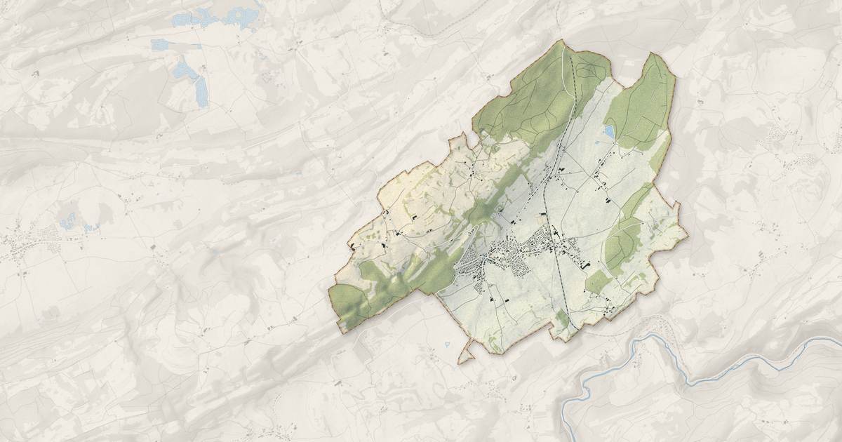 Portrait cartographique de Gilley : relief, eau, forêts, bâti et voies, calculés à partir des données de l'IGN