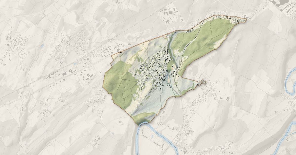 Portrait cartographique de Grandfontaine : relief, eau, forêts, bâti et voies, calculés à partir des données de l'IGN