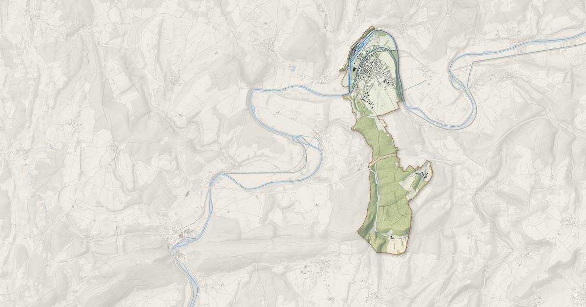 Portrait cartographique de L'Isle-sur-le-Doubs : relief, eau, forêts, bâti et voies, calculés à partir des données de l'IGN