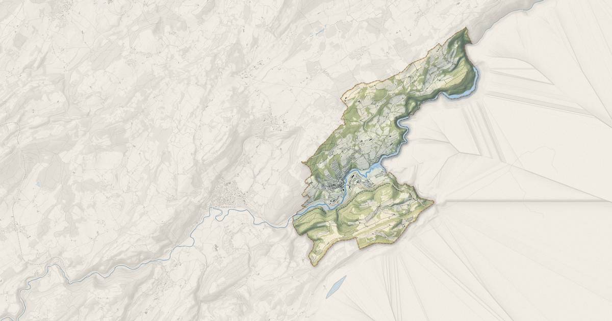 Portrait cartographique de Villers-le-Lac : relief, eau, forêts, bâti et voies, calculés à partir des données de l'IGN