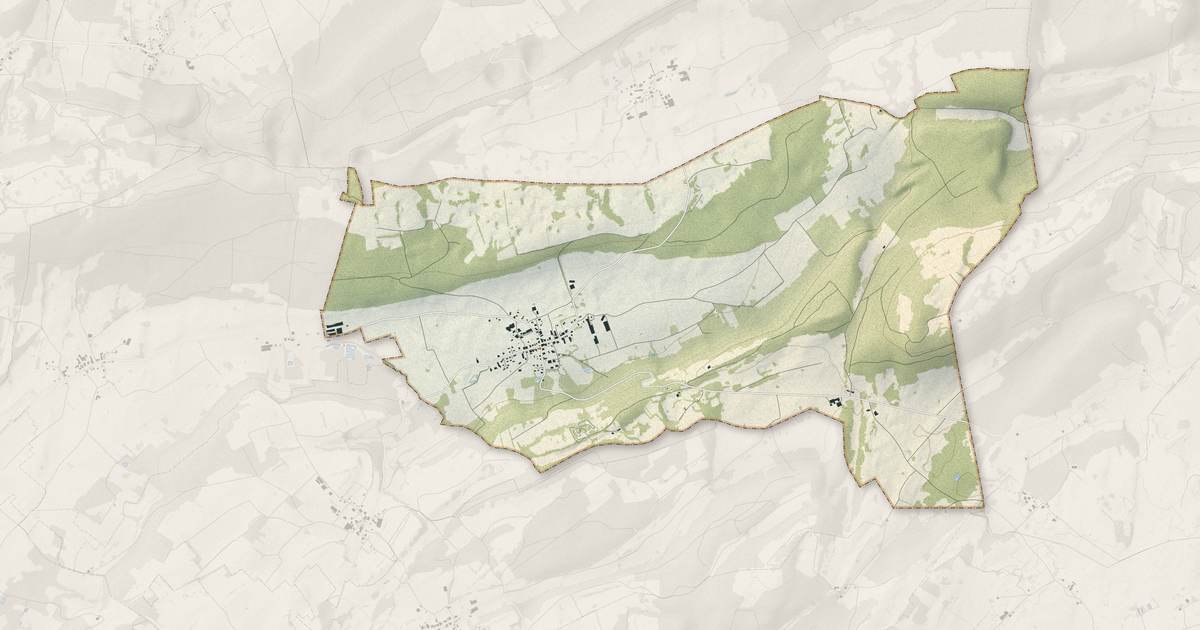 Portrait cartographique de Landresse : relief, eau, forêts, bâti et voies, calculés à partir des données de l'IGN