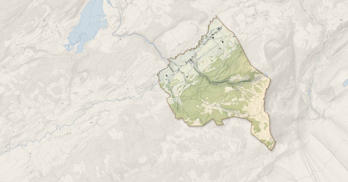 Portrait cartographique de Longevilles-Mont-d'Or : relief, eau, forêts, bâti et voies, calculés à partir des données de l'IGN