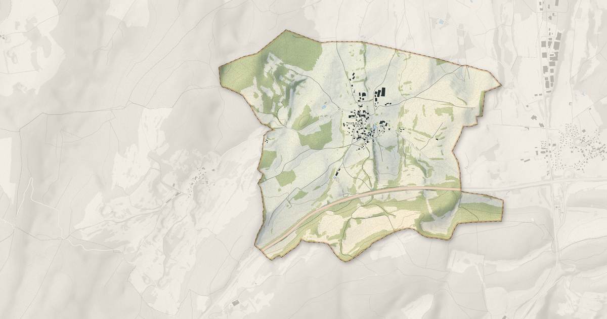 Portrait cartographique de Luxiol : relief, eau, forêts, bâti et voies, calculés à partir des données de l'IGN
