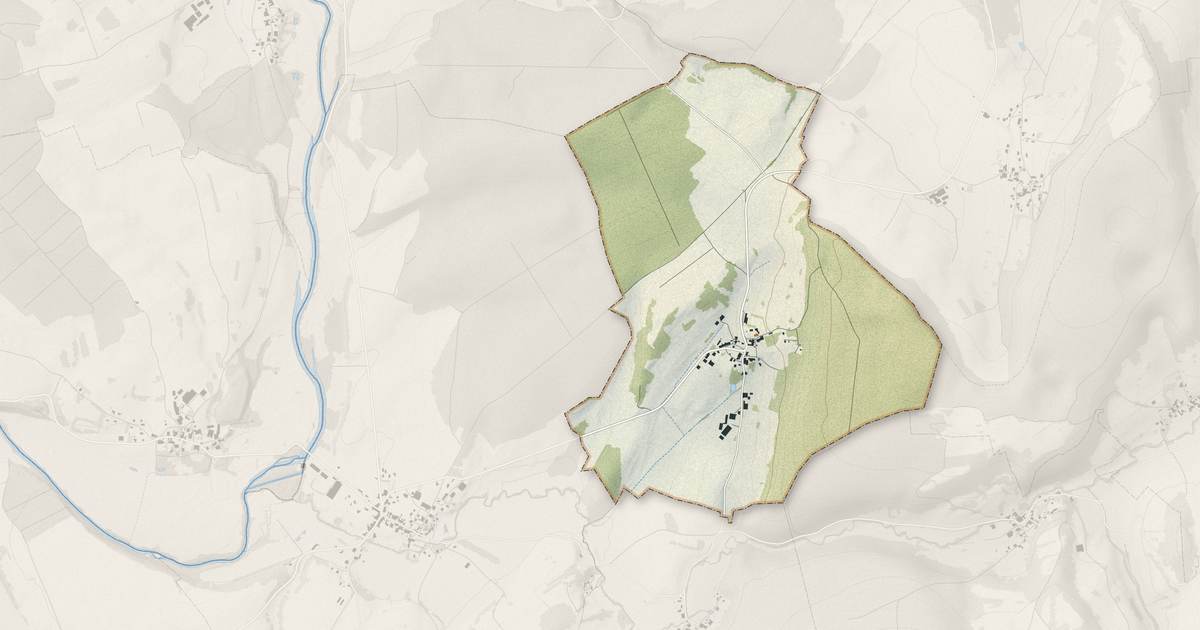 Portrait cartographique de Montussaint : relief, eau, forêts, bâti et voies, calculés à partir des données de l'IGN