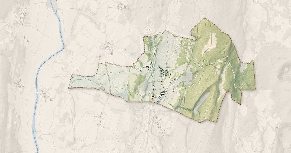 Portrait cartographique de Le Val : relief, eau, forêts, bâti et voies, calculés à partir des données de l'IGN