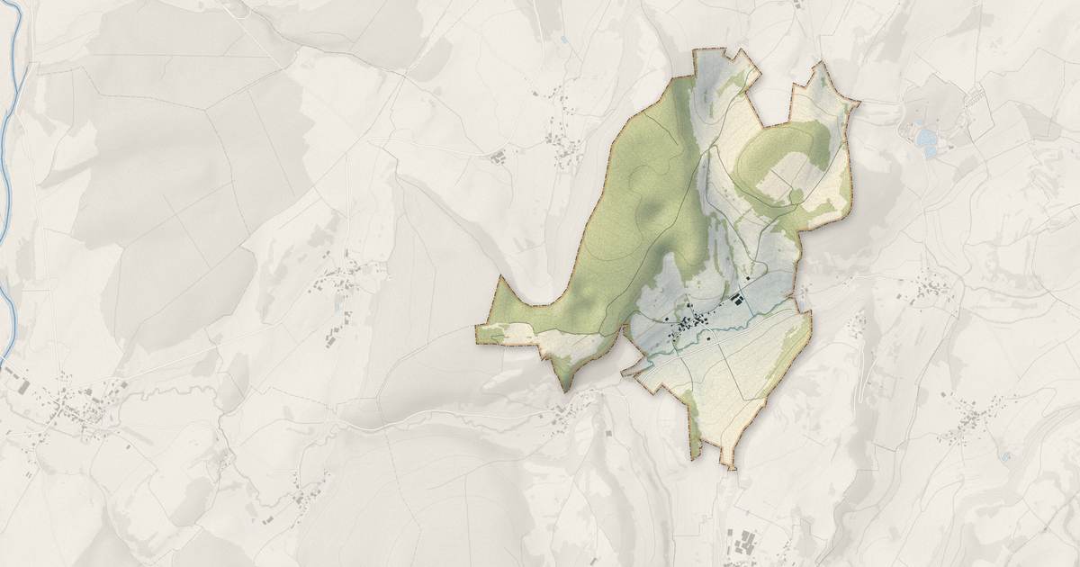 Portrait cartographique de Puessans : relief, eau, forêts, bâti et voies, calculés à partir des données de l'IGN