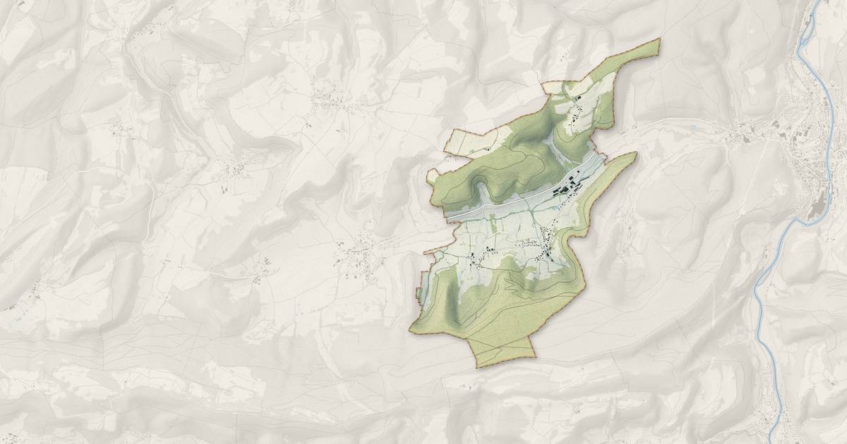 Portrait cartographique de Rémondans-Vaivre : relief, eau, forêts, bâti et voies, calculés à partir des données de l'IGN