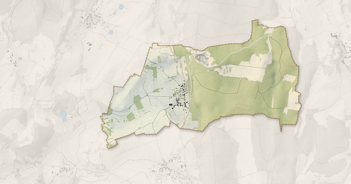 Portrait cartographique de Romain : relief, eau, forêts, bâti et voies, calculés à partir des données de l'IGN