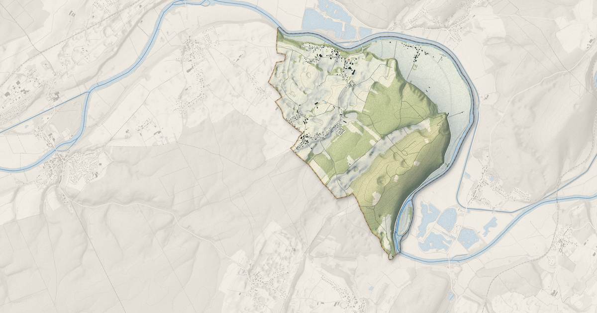 Portrait cartographique de Roset-Fluans : relief, eau, forêts, bâti et voies, calculés à partir des données de l'IGN