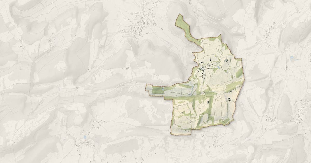 Portrait cartographique de Surmont : relief, eau, forêts, bâti et voies, calculés à partir des données de l'IGN