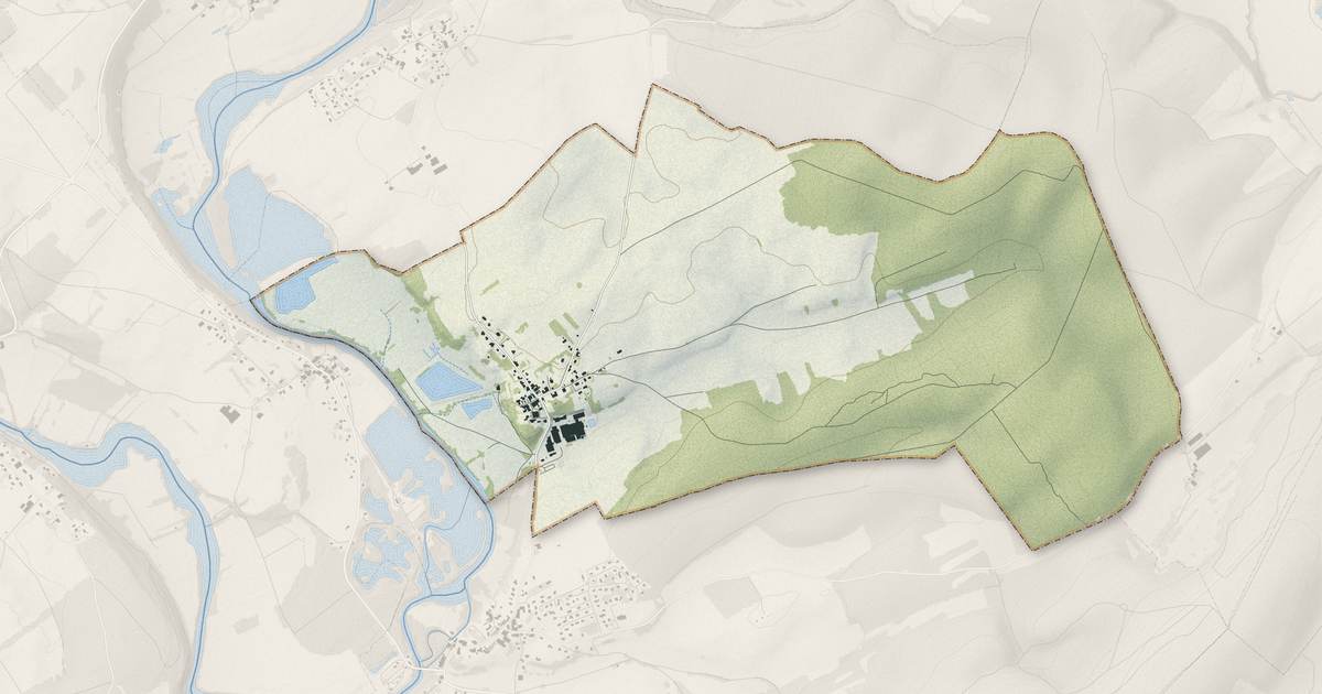 Portrait cartographique de Thurey-le-Mont : relief, eau, forêts, bâti et voies, calculés à partir des données de l'IGN