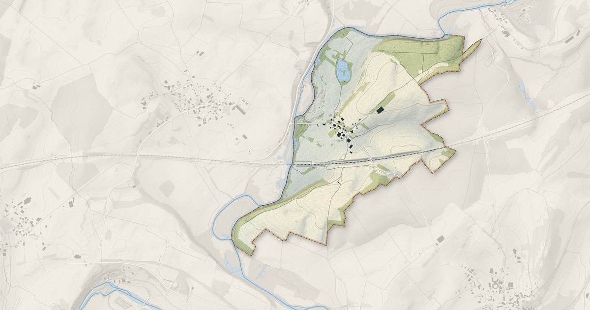 Portrait cartographique de Tressandans : relief, eau, forêts, bâti et voies, calculés à partir des données de l'IGN