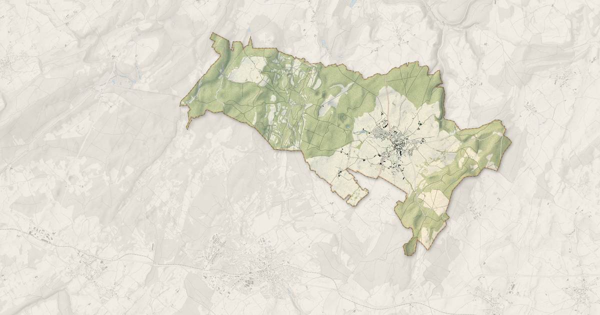 Portrait cartographique de Vercel-Villedieu-le-Camp : relief, eau, forêts, bâti et voies, calculés à partir des données de l'IGN
