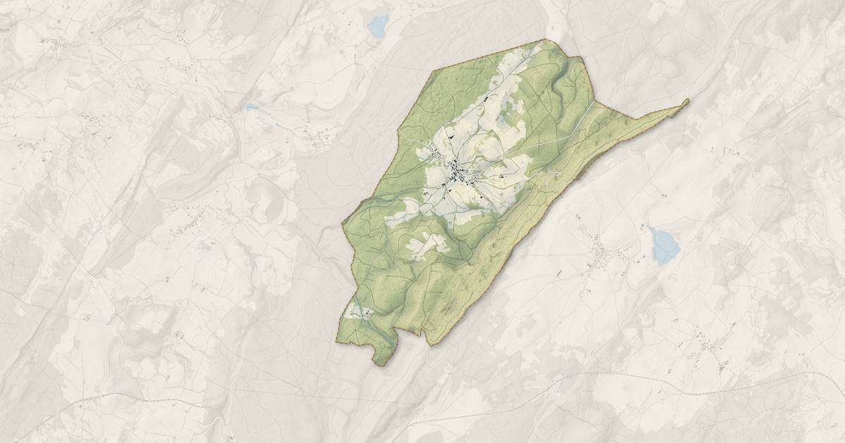 Portrait cartographique de Villers-sous-Chalamont : relief, eau, forêts, bâti et voies, calculés à partir des données de l'IGN