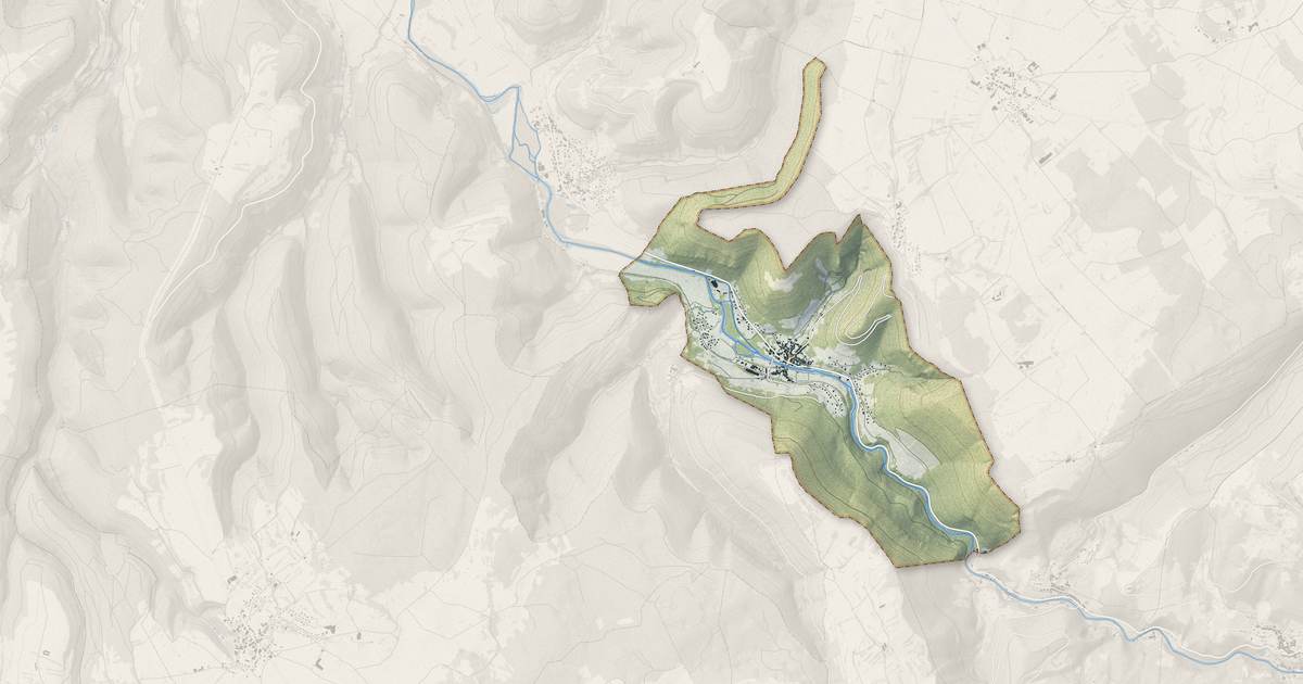 Portrait cartographique de Vuillafans : relief, eau, forêts, bâti et voies, calculés à partir des données de l'IGN