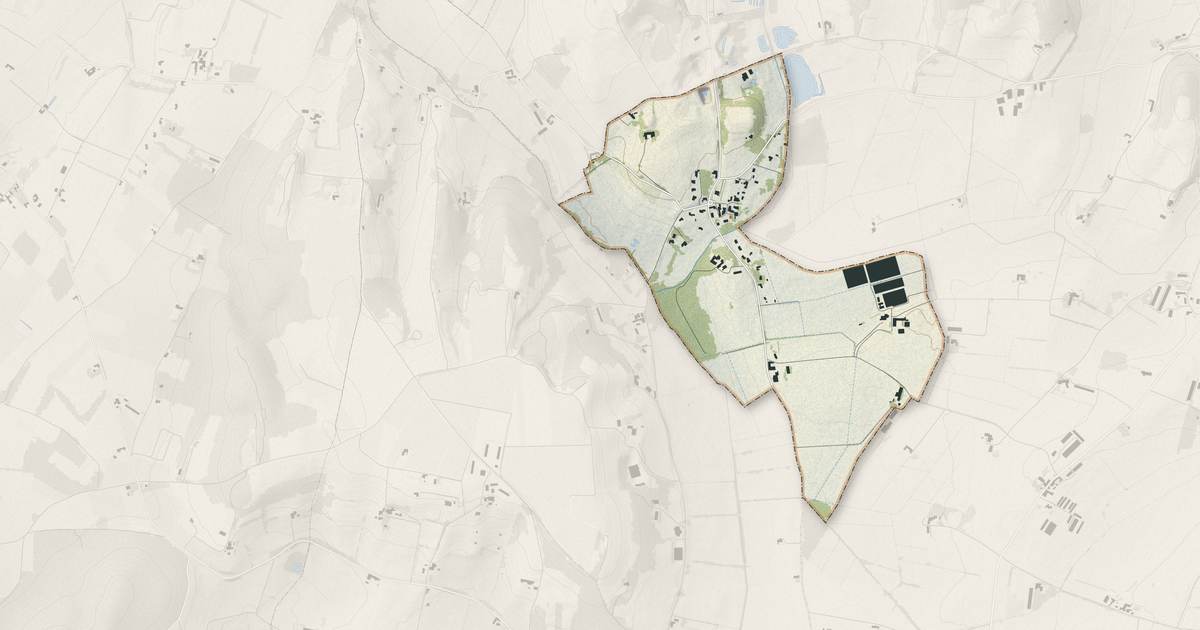 Portrait cartographique de Ambonil : relief, eau, forêts, bâti et voies, calculés à partir des données de l'IGN