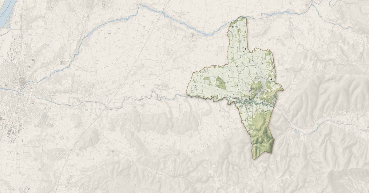 Portrait cartographique de La Bégude-de-Mazenc : relief, eau, forêts, bâti et voies, calculés à partir des données de l'IGN