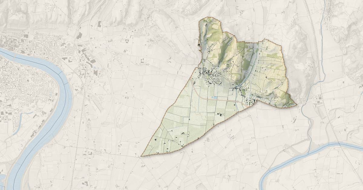 Portrait cartographique de Chanos-Curson : relief, eau, forêts, bâti et voies, calculés à partir des données de l'IGN