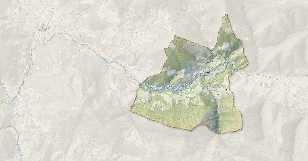 Portrait cartographique de La Charce : relief, eau, forêts, bâti et voies, calculés à partir des données de l'IGN