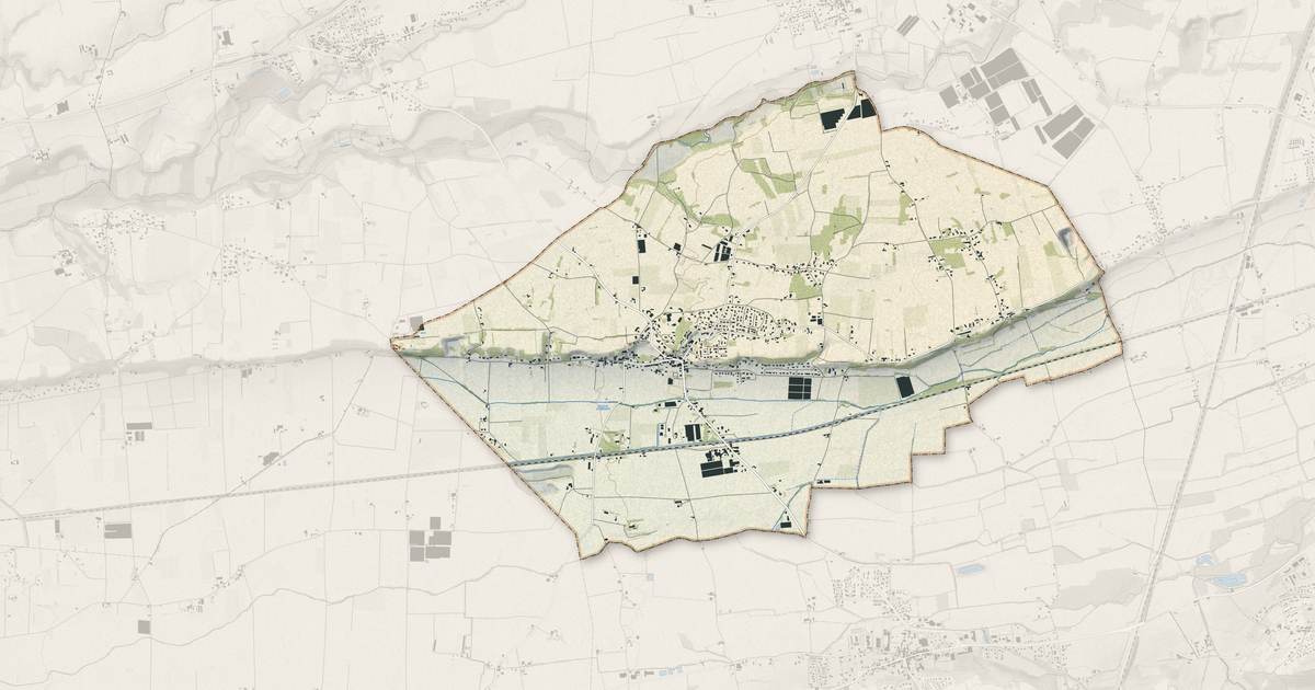 Portrait cartographique de Épinouze : relief, eau, forêts, bâti et voies, calculés à partir des données de l'IGN