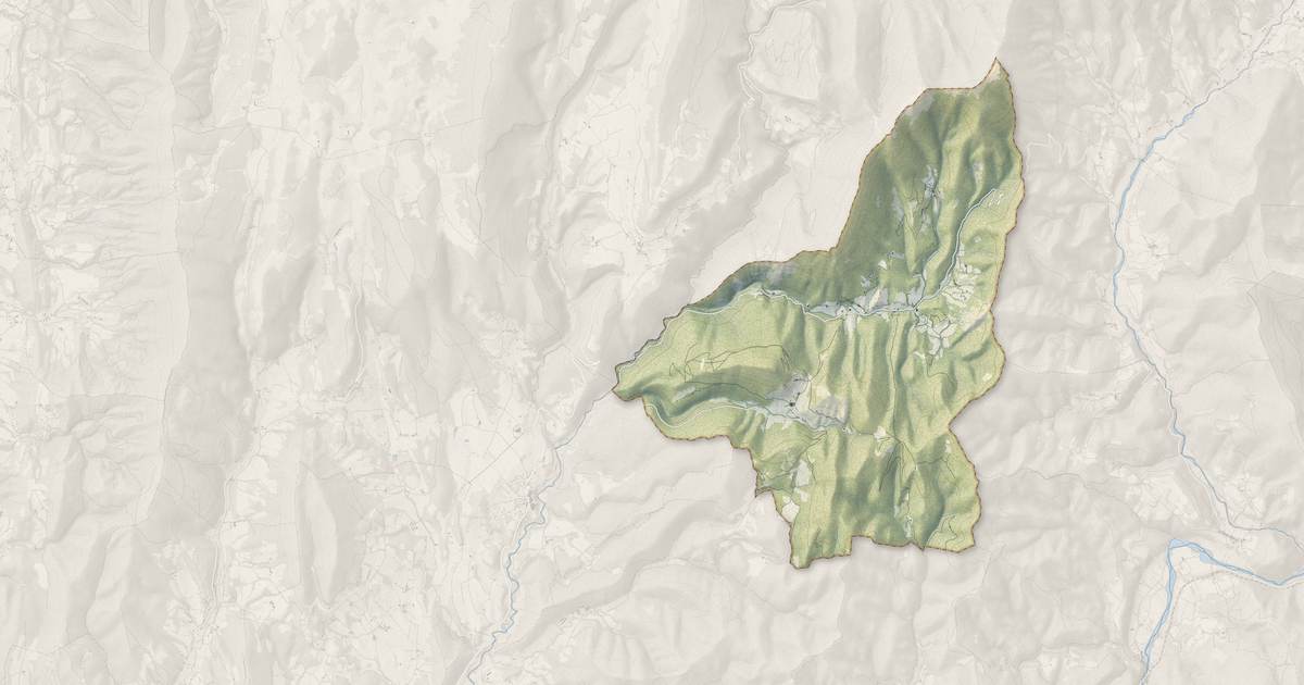Portrait cartographique de Eygluy-Escoulin : relief, eau, forêts, bâti et voies, calculés à partir des données de l'IGN