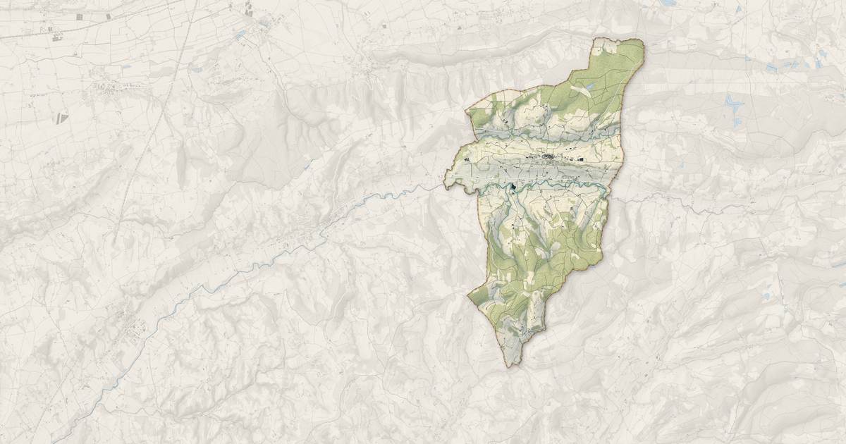 Portrait cartographique de Le Grand-Serre : relief, eau, forêts, bâti et voies, calculés à partir des données de l'IGN