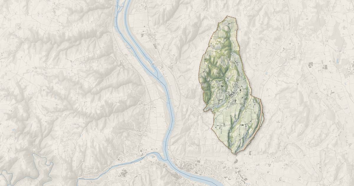 Portrait cartographique de Larnage : relief, eau, forêts, bâti et voies, calculés à partir des données de l'IGN