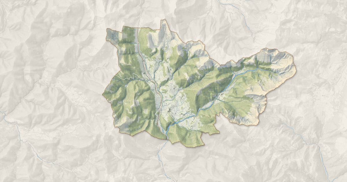 Portrait cartographique de Lus-la-Croix-Haute : relief, eau, forêts, bâti et voies, calculés à partir des données de l'IGN