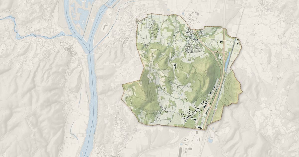 Portrait cartographique de Malataverne : relief, eau, forêts, bâti et voies, calculés à partir des données de l'IGN