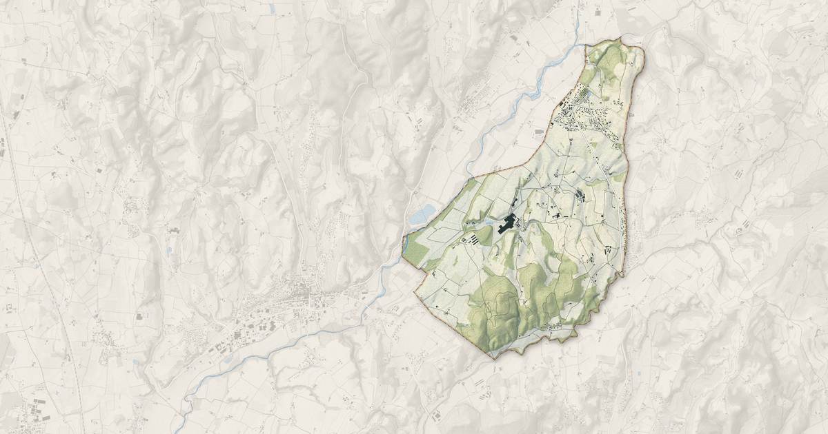 Portrait cartographique de Margès : relief, eau, forêts, bâti et voies, calculés à partir des données de l'IGN