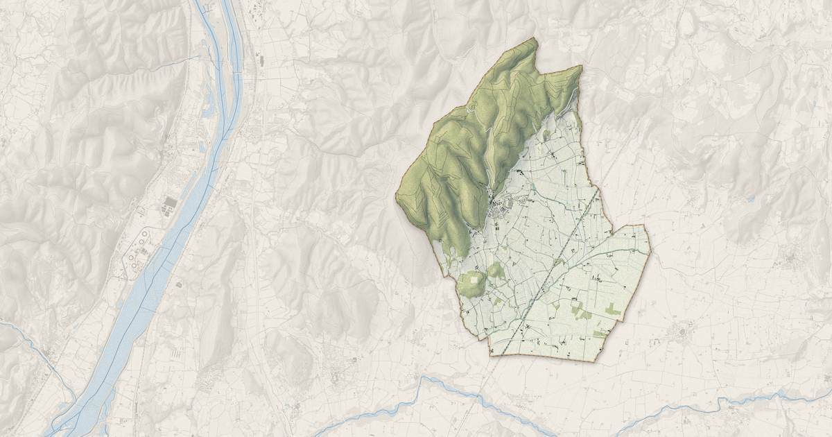 Portrait cartographique de Marsanne : relief, eau, forêts, bâti et voies, calculés à partir des données de l'IGN