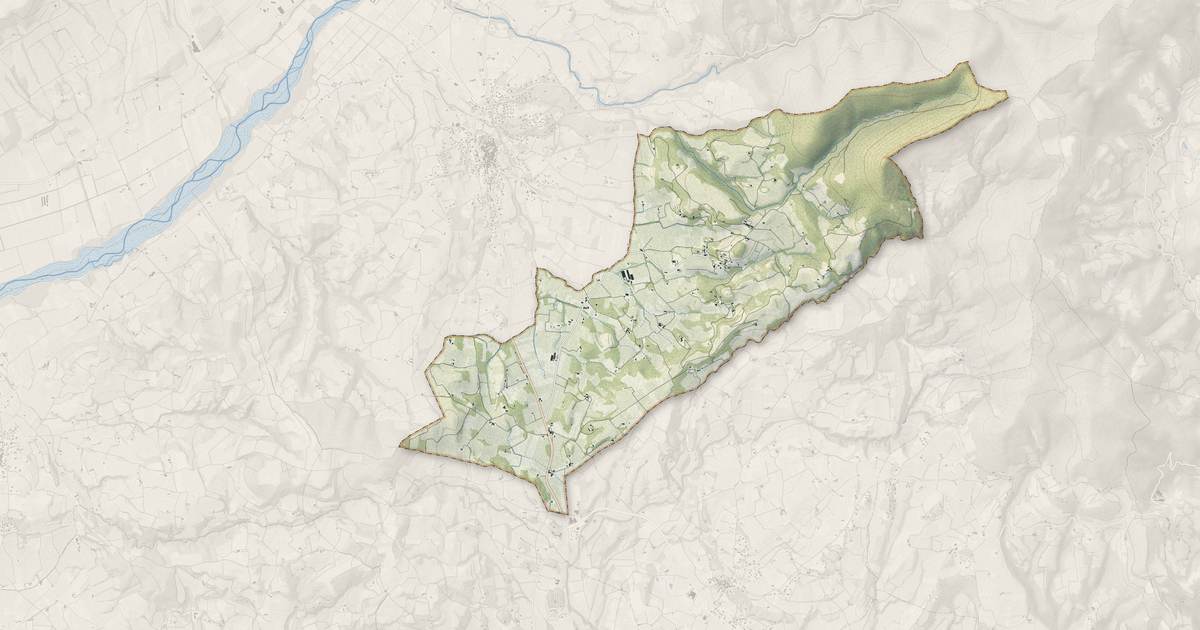 Portrait cartographique de Piégon : relief, eau, forêts, bâti et voies, calculés à partir des données de l'IGN
