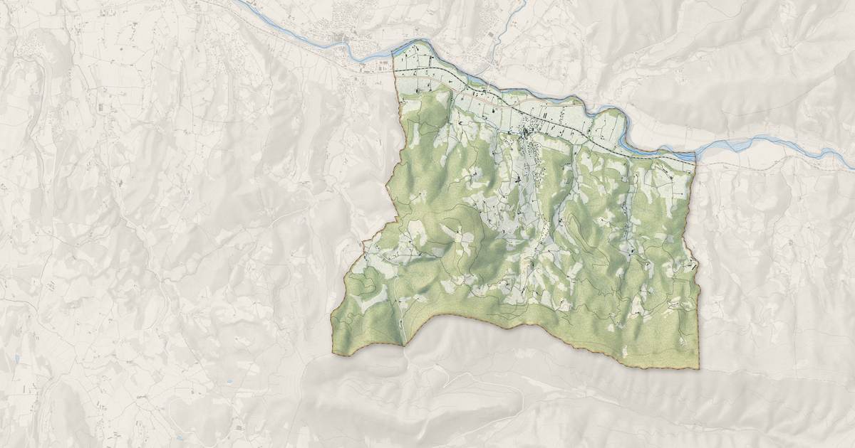Portrait cartographique de Piégros-la-Clastre : relief, eau, forêts, bâti et voies, calculés à partir des données de l'IGN