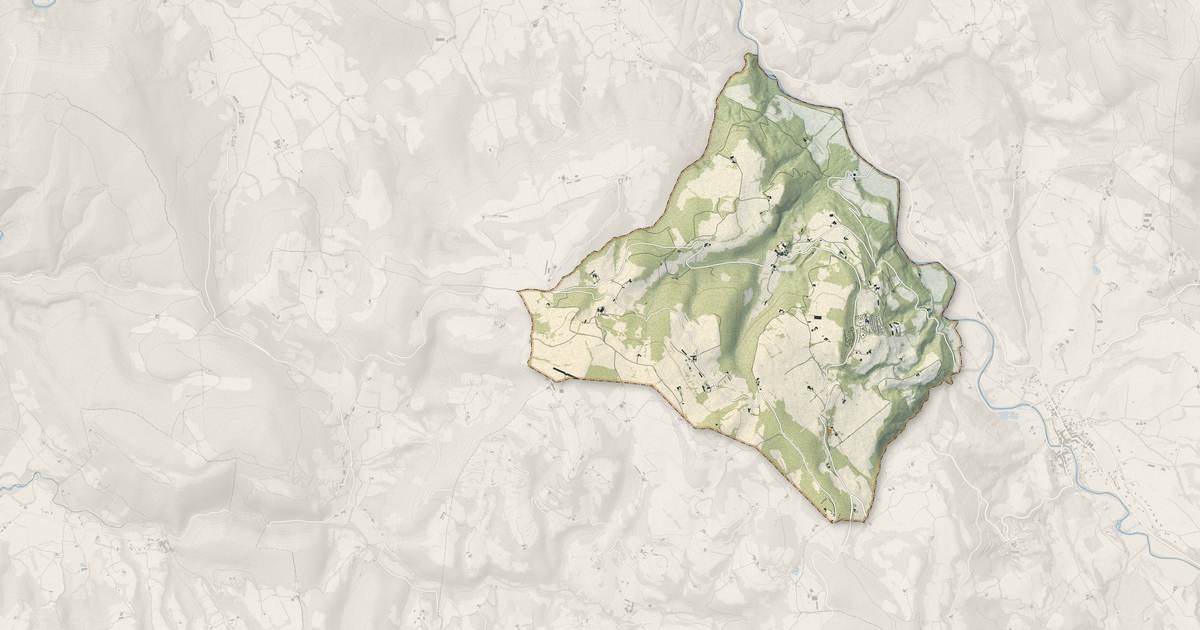 Portrait cartographique de Le Poët-Célard : relief, eau, forêts, bâti et voies, calculés à partir des données de l'IGN