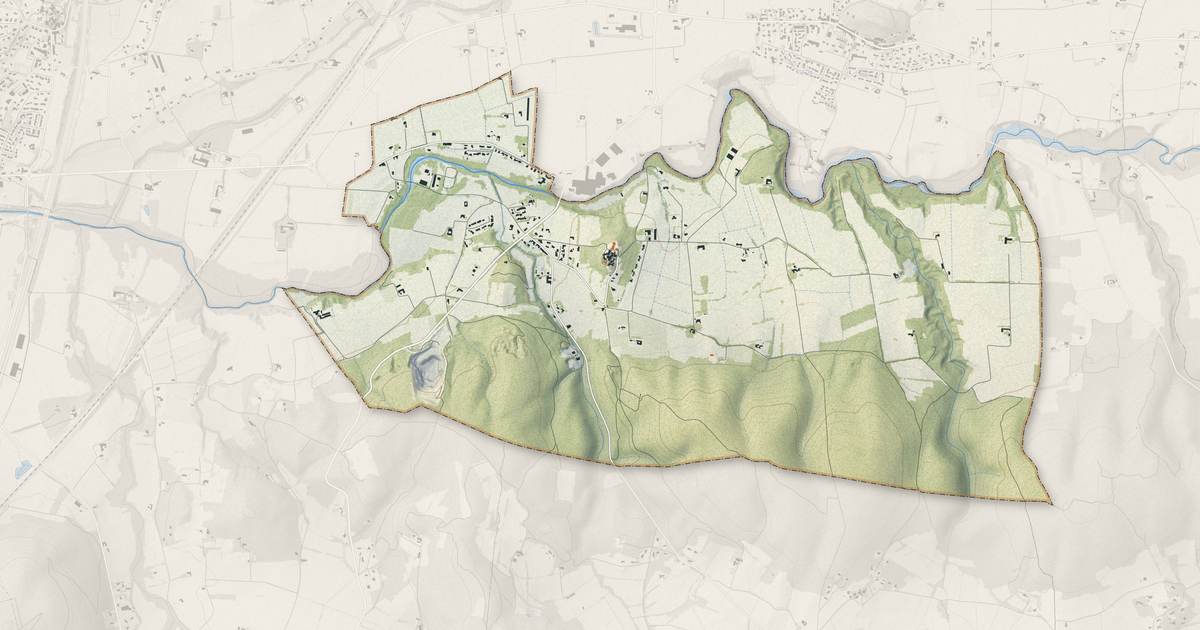 Portrait cartographique de Puygiron : relief, eau, forêts, bâti et voies, calculés à partir des données de l'IGN