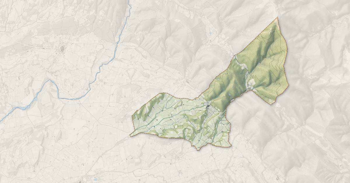 Portrait cartographique de Rousset-les-Vignes : relief, eau, forêts, bâti et voies, calculés à partir des données de l'IGN