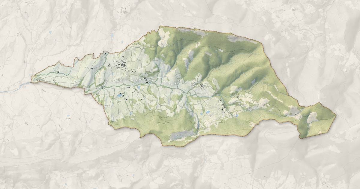 Portrait cartographique de Saint-Sauveur-Gouvernet : relief, eau, forêts, bâti et voies, calculés à partir des données de l'IGN