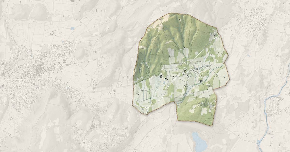 Portrait cartographique de Solérieux : relief, eau, forêts, bâti et voies, calculés à partir des données de l'IGN