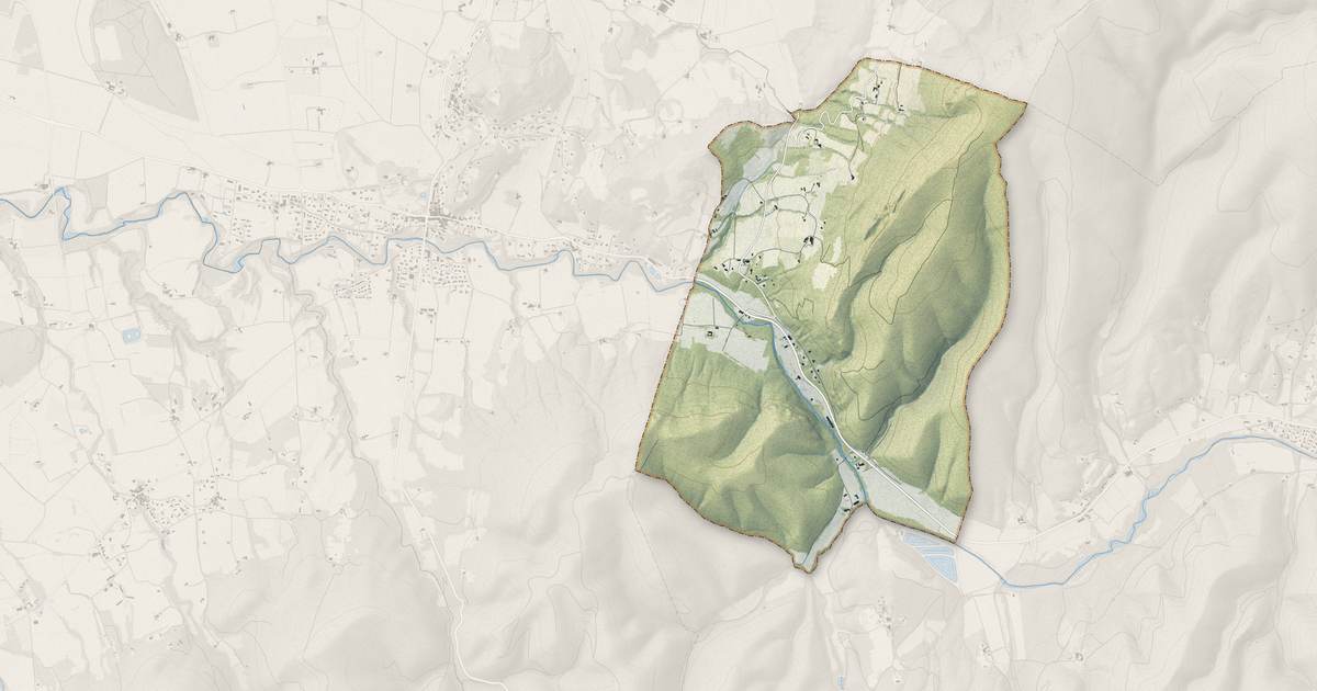 Portrait cartographique de Souspierre : relief, eau, forêts, bâti et voies, calculés à partir des données de l'IGN