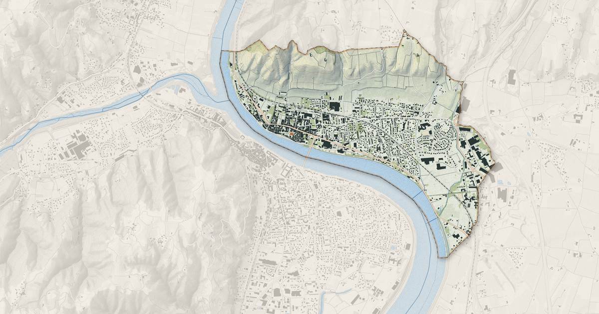 Portrait cartographique de Tain-l'Hermitage : relief, eau, forêts, bâti et voies, calculés à partir des données de l'IGN