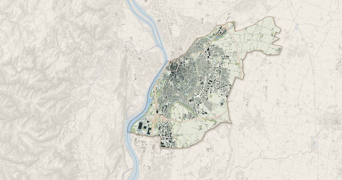 Portrait cartographique de Valence : relief, eau, forêts, bâti et voies, calculés à partir des données de l'IGN
