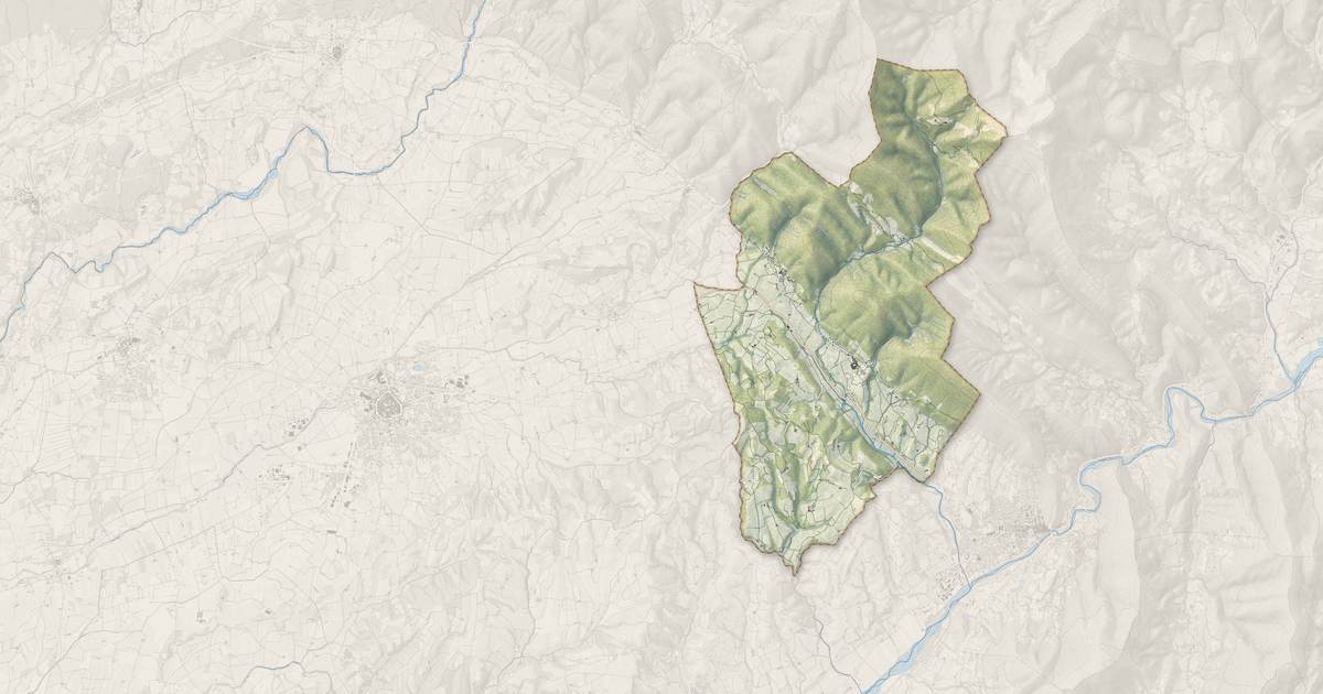 Portrait cartographique de Venterol : relief, eau, forêts, bâti et voies, calculés à partir des données de l'IGN