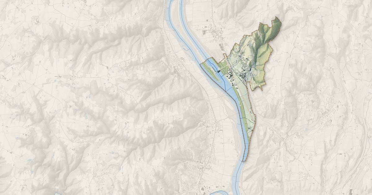 Portrait cartographique de Gervans : relief, eau, forêts, bâti et voies, calculés à partir des données de l'IGN