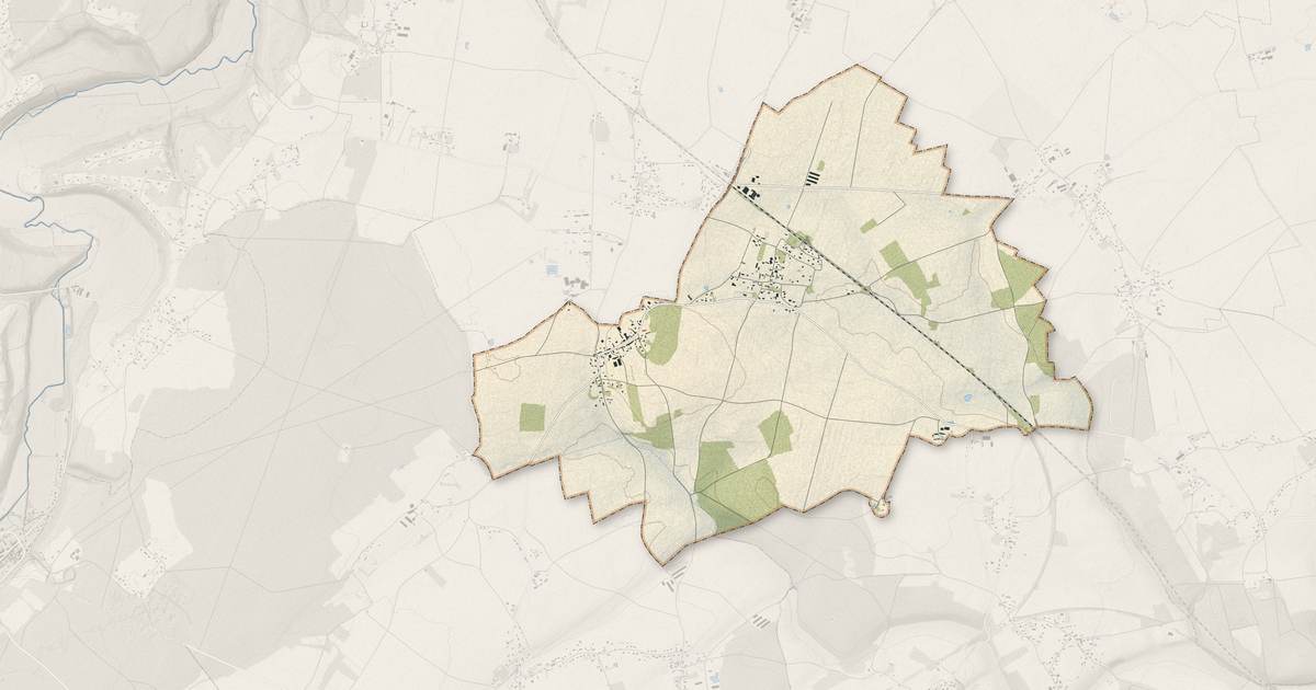 Portrait cartographique de Collandres-Quincarnon : relief, eau, forêts, bâti et voies, calculés à partir des données de l'IGN