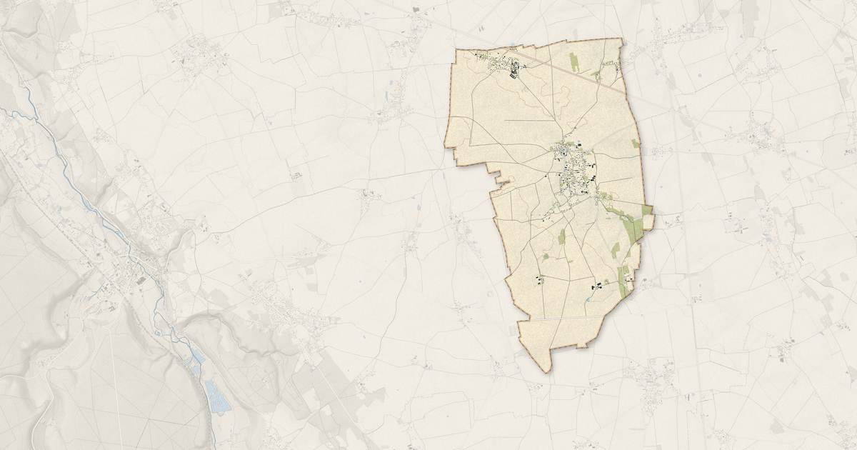 Portrait cartographique de Combon : relief, eau, forêts, bâti et voies, calculés à partir des données de l'IGN