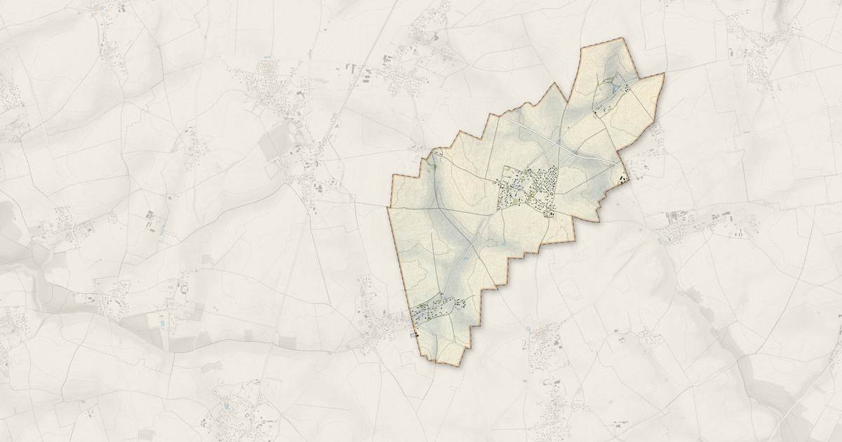 Portrait cartographique de Crestot : relief, eau, forêts, bâti et voies, calculés à partir des données de l'IGN