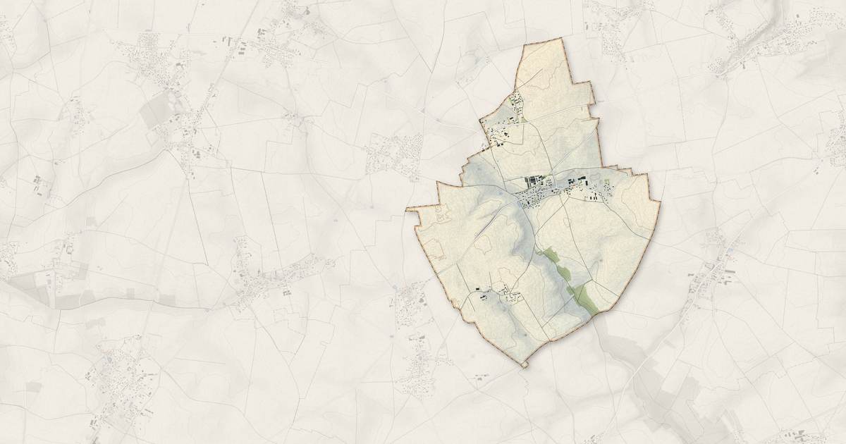 Portrait cartographique de Criquebeuf-la-Campagne : relief, eau, forêts, bâti et voies, calculés à partir des données de l'IGN